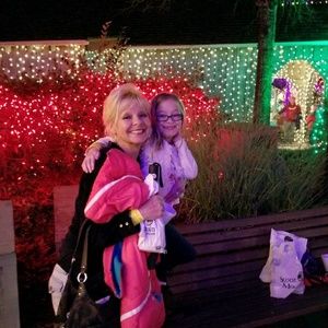 Meet your Posher, Suzanne